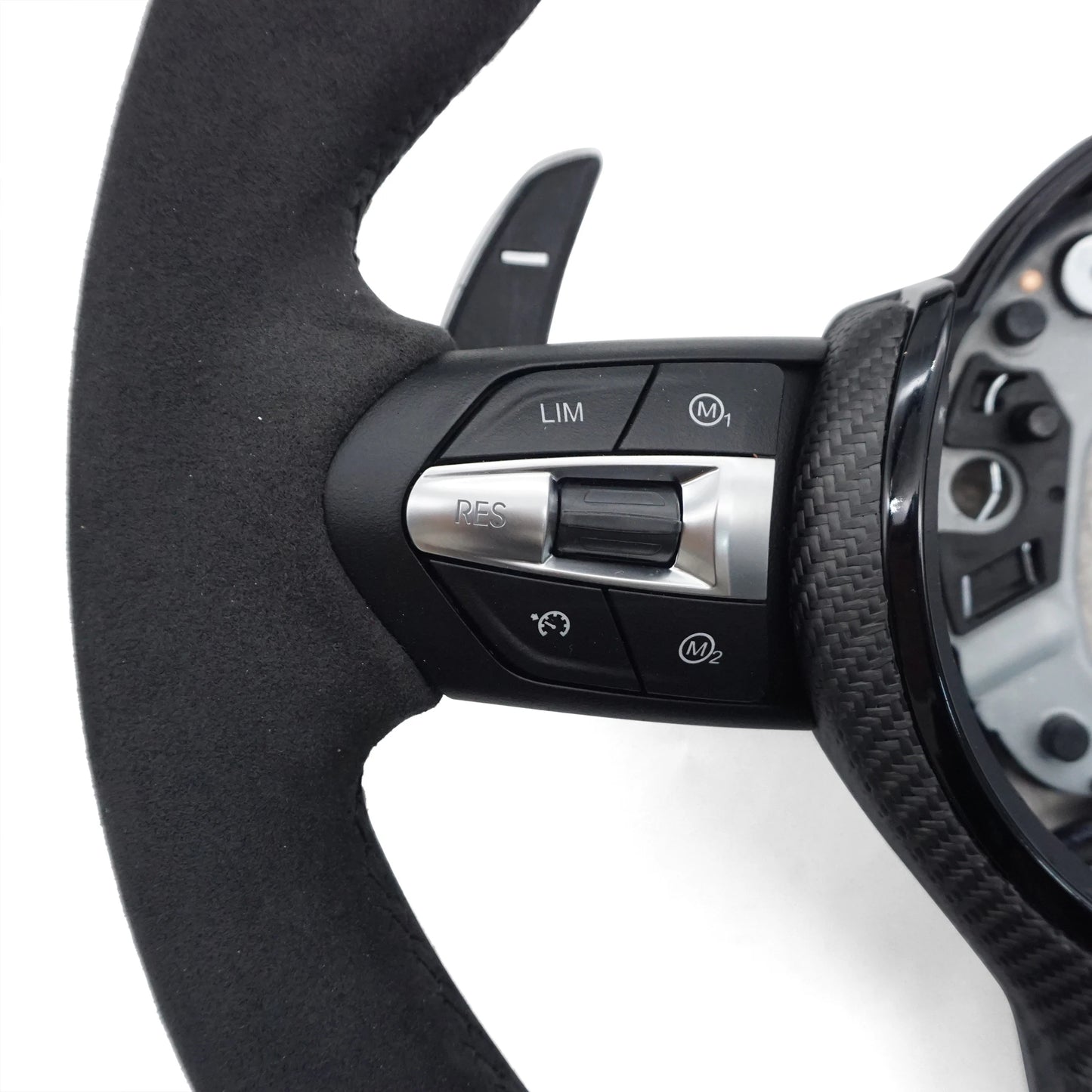 alcantara,leder lenkrad in schwarz mit carbon spange